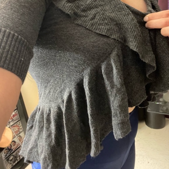 2pc Bundle Women’s Small Black and Gray Cardigans - Picture 4 of 6